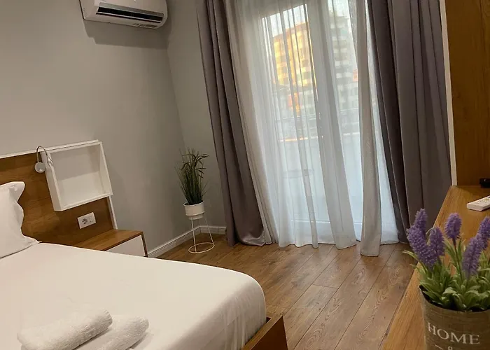 Andys Rooms Hotel